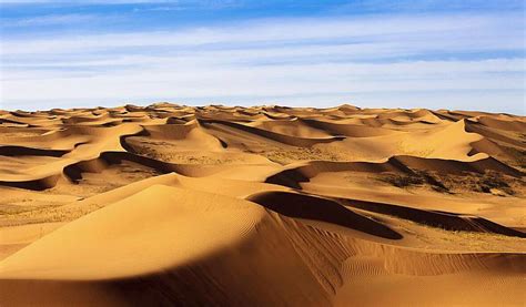 大漠沙漠幻灯片背景图片,ppt图片 - 51PPT模板网