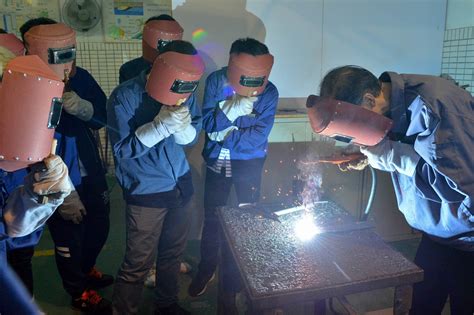焊工焊接出现缺陷的原因及处理方法·英杰教育 - 知乎