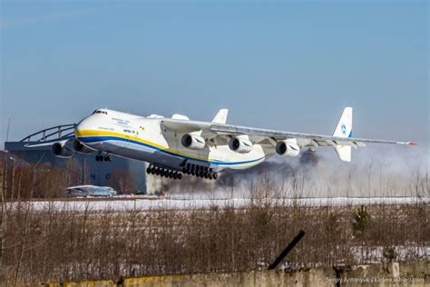 2018年3月19日，世界上最大的飞机：安-225 “Mriya”（北约代号
