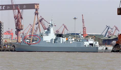 俄媒关注中国055驱逐舰：可装百枚导弹海上反导_手机凤凰网