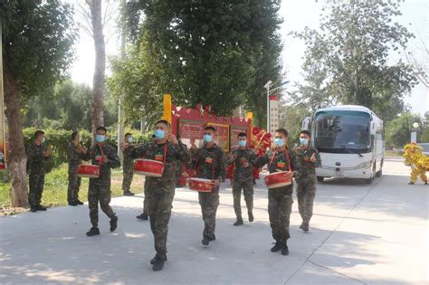 武警北京总队举行十八大安保任务誓师大会-中新网