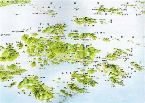舟山群岛的东北部有一座小岛，岛上有一座小渔村……