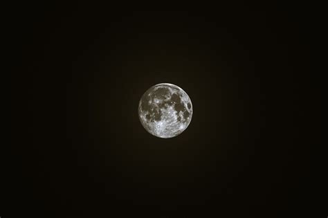 快月圆了，教你怎么拍又大又漂亮的月亮_原创_新浪众测