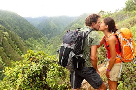 Cute Romantic Gestures For Hiking Lovers | Camping for Women
