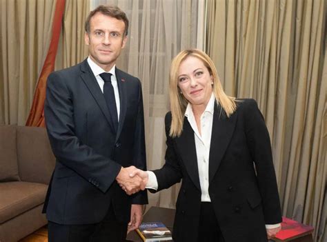 马克龙访问意大利 与意总理梅洛尼会谈_梅洛尼成为意大利首位女总理_法国_关系
