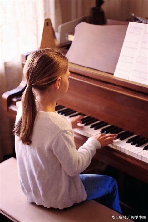 钢琴初学者如何才能快速入门？按这6步走，让你事半功倍