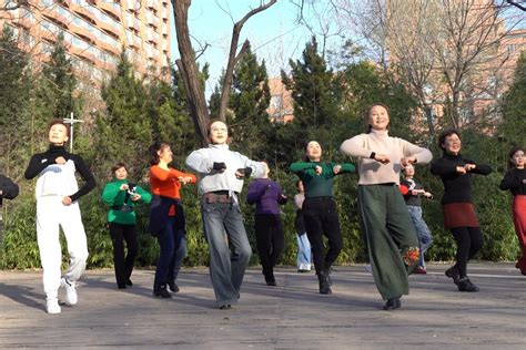 益馨广场舞《一生有你》简单易学大众健身操，附背面示范_腾讯视频