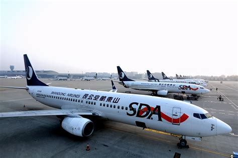 中国“最差”的航空公司，来看看乘客吐槽的航空公司有多差