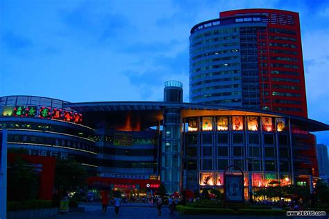 玉林东门商业广场 - 中国旅游资讯网365135.COM