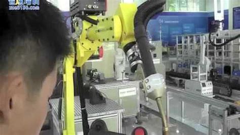 智通培训FANUC发那科机器人示教器介绍教学_腾讯视频