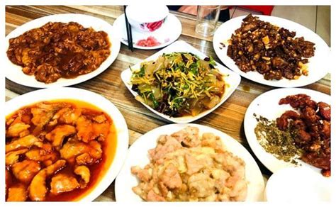 马来西亚人,煎鸡肉,香料,红点鲑,巴卡尔,辣椒酱,清真,印度尼西亚,碳烤,香蕉叶,摄影素材,汇图网www.huitu.com