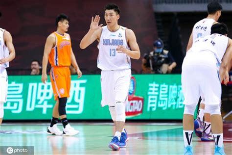 CBA正式官宣：新疆男篮正式重返CBA联赛 回归首战17日对阵北京 - 球迷屋