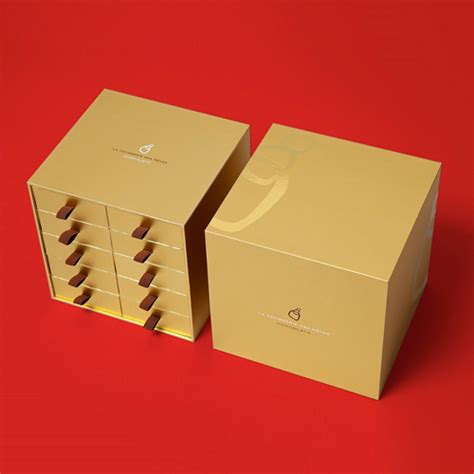 零食通用包装盒、香肠包装盒、食品包装盒、节日礼盒_sy736353019-站酷ZCOOL