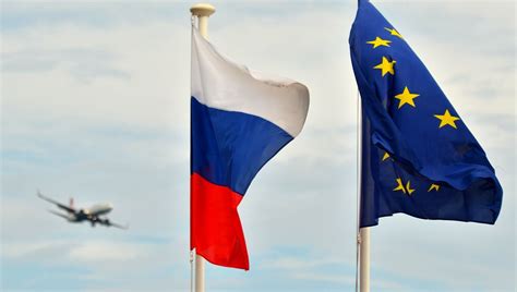 欧盟对俄油禁运或使用更凶狠的“绝户计”：保险禁令 这意味着什么？_凤凰网财经_凤凰网