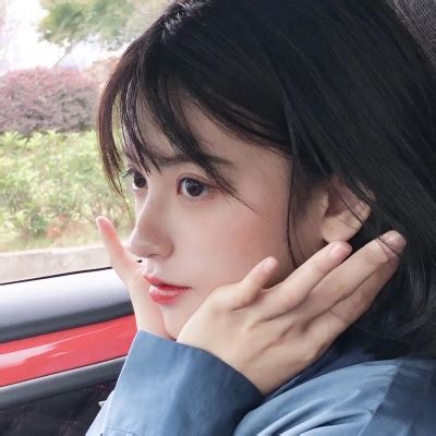 温柔闺密女生头像