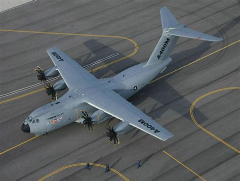 美国空军寻求新加油机替代老式KC-135飞机 (图)_新闻中心_新浪网