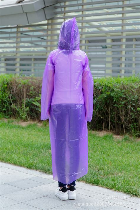 加厚一次性时尚男女分体雨衣批发 成人户外套装多功能雨衣-阿里巴巴
