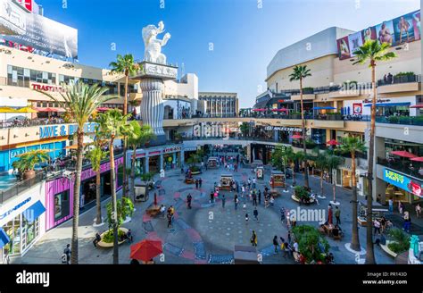 10 Best Shopping Malls in Los Angeles - Where to Shop ’til You Drop in ...
