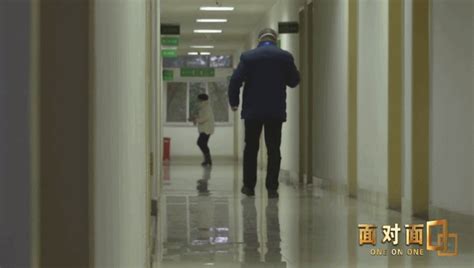 武汉市金银潭医院院长张定宇:我们从来没感到孤单(含视频)_手机新浪网