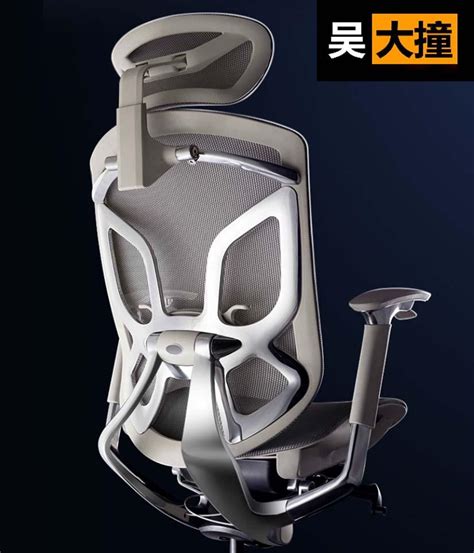 可调节项爆表 - 黑白调 E3 人体工学椅_电脑椅_什么值得买