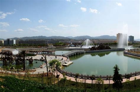 清水县轩辕湖公园暨水舞广场竣工向市民开放(组图)--天水在线