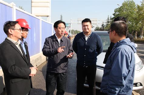 市城投集团公司领导江强生调研城投置业公司在建项目