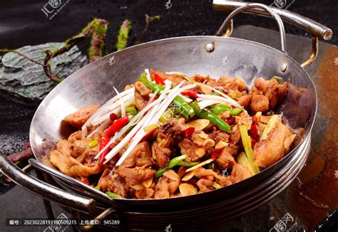 干锅肥肠鸡,中国菜系,食品餐饮,摄影素材,汇图网www.huitu.com