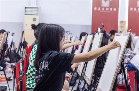 北京天空艺术成人美术培训画室 素描 手绘 油画 插画 彩铅培训班