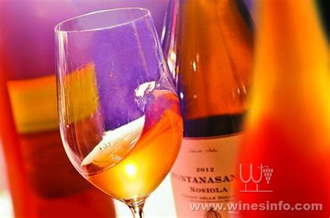 解密“橙酒（Orange Wine）”：皇帝的新衣，还是葡萄酒世界的新色彩？:葡萄酒资讯网（www.winesinfo.com）