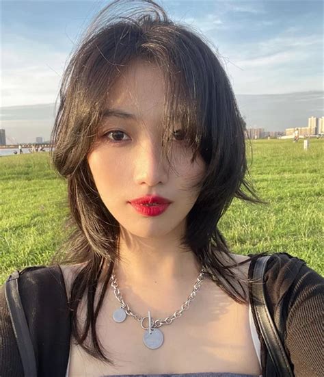 女生头像温柔狼尾