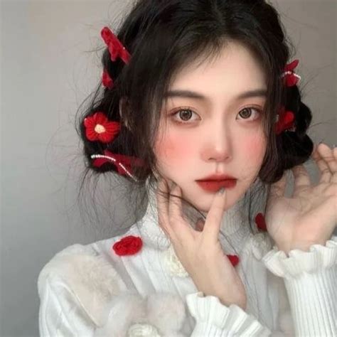 心动甜美女生头像真人