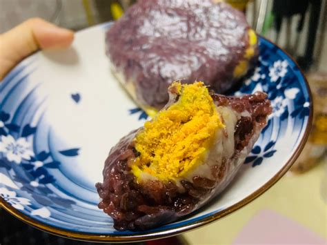 【扛饿紫米饭团🍙的做法步骤图，怎么做好吃】是胡胡呀_下厨房
