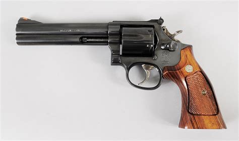 Bid Now: Smith & Wesson Model 586 .357 Magnum Revolver - Invalid date CST