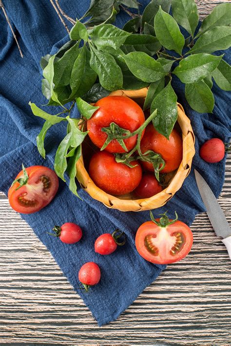 一串水果西红柿,蔬菜水果,食品餐饮,摄影素材,汇图网www.huitu.com