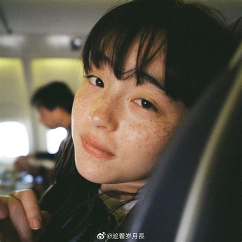 世理奈图片