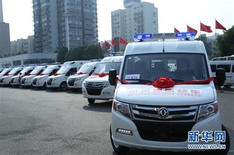 30辆东风御风“母亲健康快车”在武汉发车-资讯聚焦-东风汽车集团有限公司