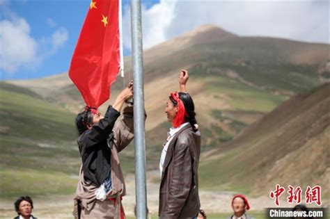 印媒宣称解放军携挖掘机进藏南修路 印官方忙否认_手机新浪网