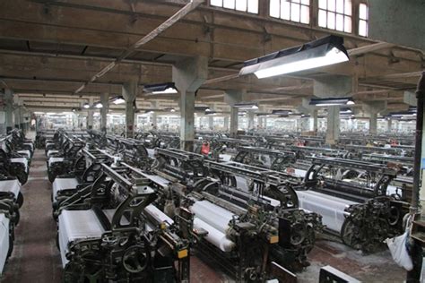现代纺织厂线纱高清图片下载-正版图片501171080-摄图网