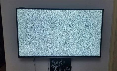 老式电视机上，有时候出现的雪花屏， 竟和宇宙大爆炸有关！