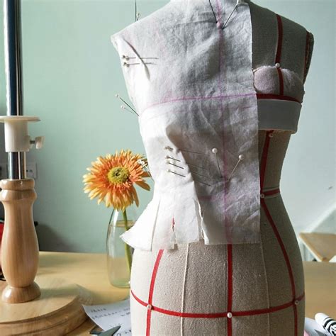 婚纱怎么做 制作婚纱常见的六种材质_婚纱礼服_婚庆百科_齐家网
