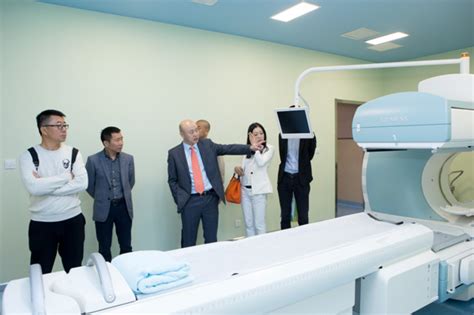 北京首大甲状腺医院张乃嵩主任甲状腺肿瘤什么情况需要手术