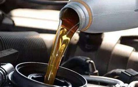 一分钟看懂机油分类，你的汽车适合用哪一类机油？受益无穷！_车家号_发现车生活_汽车之家