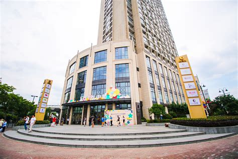 上海嘉定日月光中心商场商铺出租/出售-价格是多少-上海商铺-全球商铺网