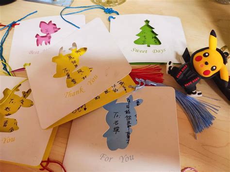 二年级学生怎么制作元旦贺卡(小学二年级元旦贺卡制作) | 抖兔教育