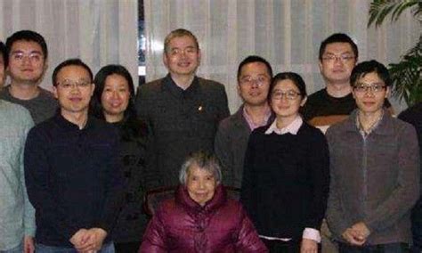 2023十大女性新闻人物公布：“中国龙芯之母”黄令仪入选-Linuxeden开源社区