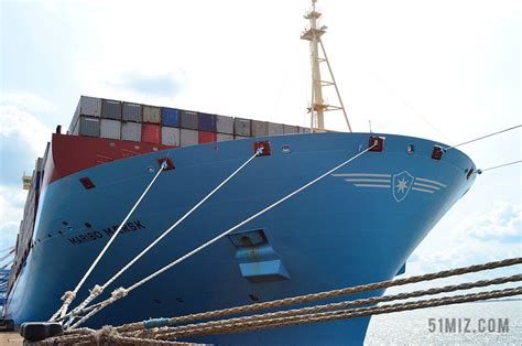 长荣A级：世界上最大的集装箱船，能装24000个标准集装箱 - 好汉科普