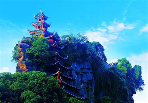 重庆忠县石宝寨, 这个长江“小蓬莱”被誉为世界八大奇异建筑之一|小蓬莱|忠县石宝寨|石宝寨_新浪新闻