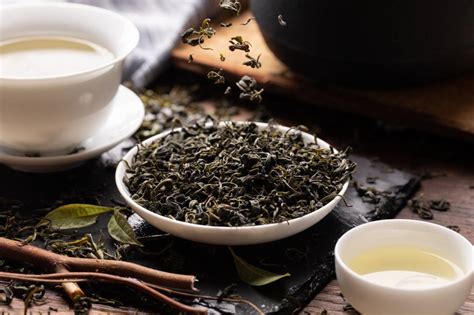 放了10年的绿茶，到底还能不能喝？绿茶保质期一般多长时间？