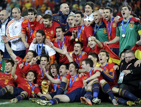 “有没有2010年南非世界杯西班牙夺冠的无水印照片