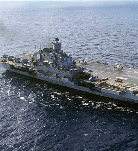 世界一流巡洋舰，俄最强大舰艇，纳希莫夫海军上将号有多强悍？